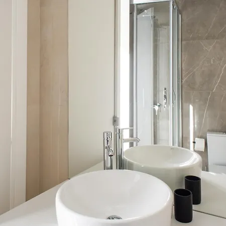 아파트 The Haus Santa Barbara I