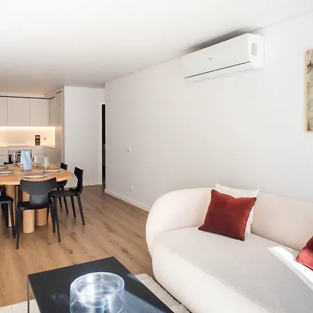 The Haus - Santa Barbara I Lissabon