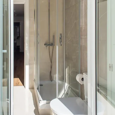 The Haus Santa Barbara I 아파트 *