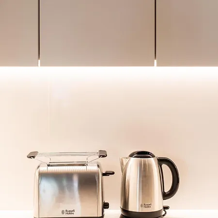 The Haus - Santa Barbara I *