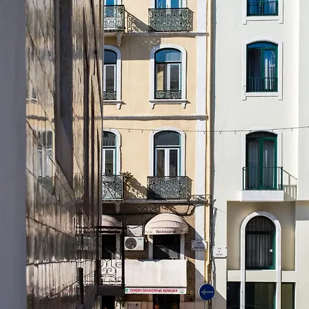 The Haus - Santa Barbara I *