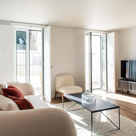 The Haus - Santa Barbara I Lisbon